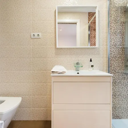 Wintowinrentals Modern, Fully Equipped And Well Connected In Malaga