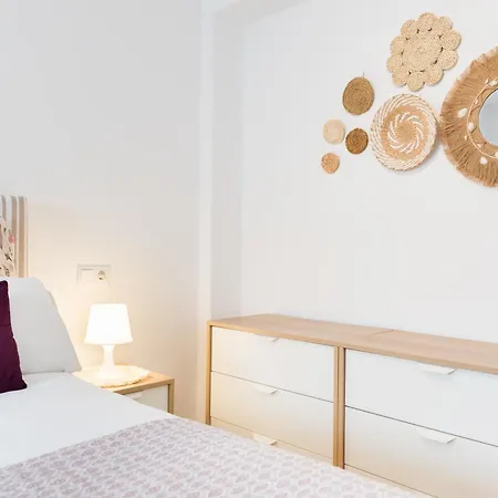 Wintowinrentals Modern, Fully Equipped And Well Connected In Apartment