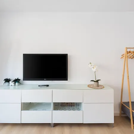 Apartment Wintowinrentals Modern, Fully Equipped And Well Connected In Malaga